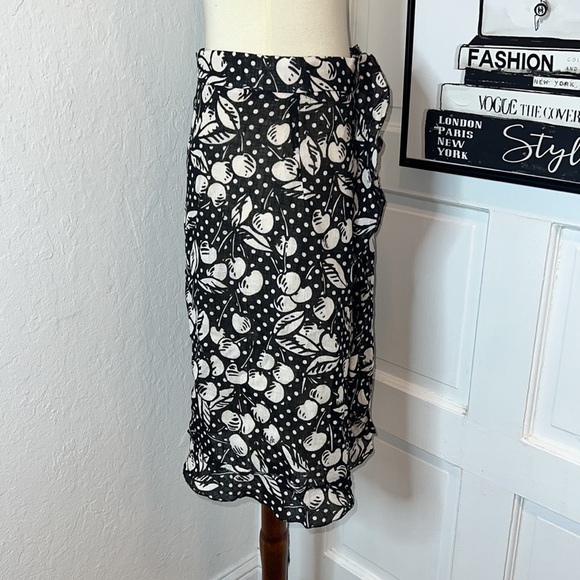 Vintage Sonia Rykiel Black & Ivory Cherry Print Linen Skirt Set Size 38/6US - Picture 7 of 15
